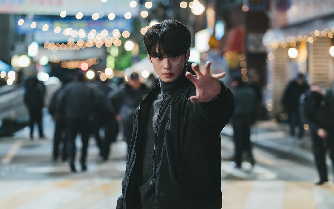 《超能路人甲》全集上线！车银优搭档朴恩斌，帅气回归，演绎“反英雄”超能力喜剧故事